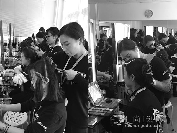 对不起,这五类人群不适合自学化妆